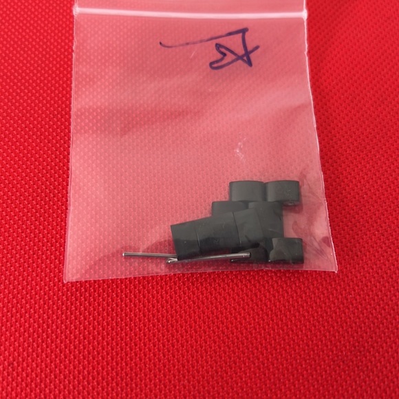 Michael Kors Slim Runway watch ⌚️ - Picture 4 of 8